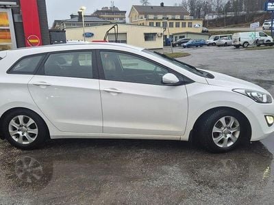 Begagnad 2013 Hyundai i30 Kombi | 39 900 kr (Bra pris)