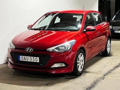Röd Begagnad 2015 Hyundai i20 Premium | 49 900 kr (Lite dyr)