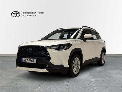 Begagnad Toyota Corolla Cross Active 197 HK (144 kW) 2024 Vit SUV