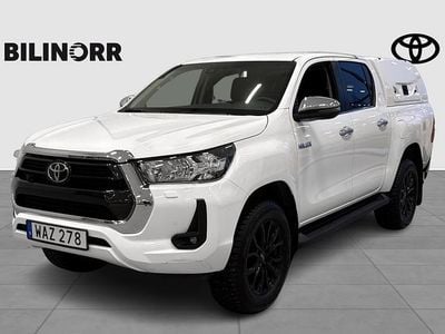 Begagnad Toyota HiLux 151 HK (111 kW) 2024 Vit Pickup