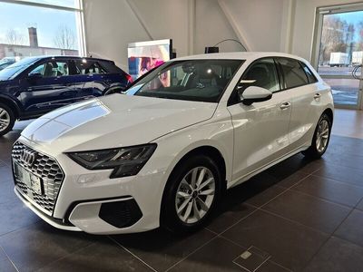 begagnad Audi A3 Sportback 35 TFSI PROLINE Tonade rutor 2024, Halvkombi