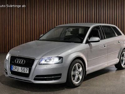Begagnad Audi A3 Attraction 140 HK (102 kW) 2012 Silver Halvkombi