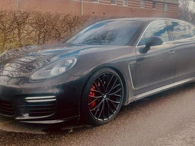 Porsche Panamera Turbo