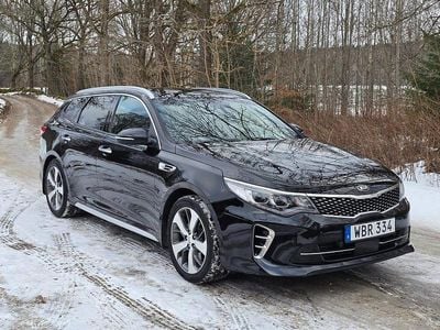 Svart Begagnad 2016 Kia Optima GT-Line Kombi | 164 900 kr (Marknadspris)