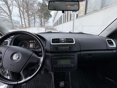 Begagnad Skoda Fabia 86 HK (63 kW) 2009 Grå Kombi