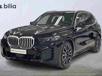 Svart Begagnad 2025 BMW X5 SUV | 1 039 900 kr (Lite dyr)