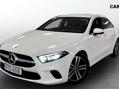 Vit Begagnad 2023 Mercedes A220 Sedan | 309 900 kr