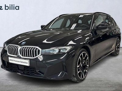 Safirsvart metallic Begagnad 2025 BMW 330 M Sport Kombi | 499 900 kr