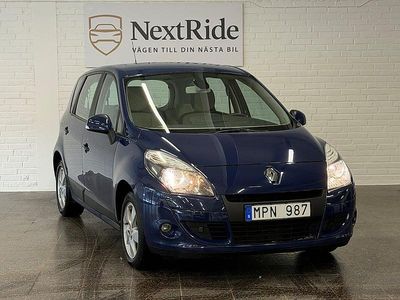 Mörkblå Begagnad 2010 Renault Scénic III Minibuss | 39 900 kr (Marknadspris)