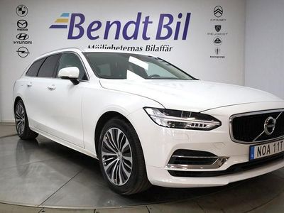 Vit Begagnad 2020 Volvo V90 Momentum Kombi | 269 500 kr (Marknadspris)