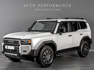Vit Begagnad 2024 Toyota Land Cruiser Executive SUV | 1 099 900 kr