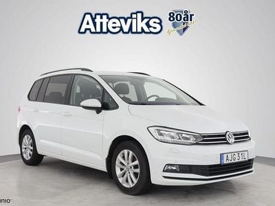 Vit Begagnad 2019 VW Touran Minibuss | 179 900 kr (Marknadspris)