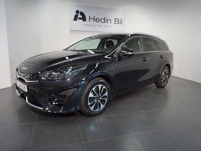 Svart Begagnad 2023 Kia Ceed Advance Halvkombi | 249 990 kr (Bra pris)
