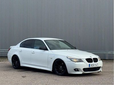 BMW 523