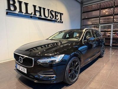Svart Begagnad 2018 Volvo V90 Momentum Kombi | 229 900 kr (Marknadspris)