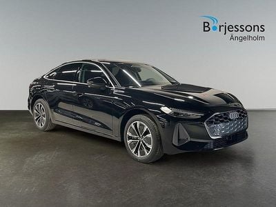 Svart Ny 2025 Audi A5 Sedan | 609 900 kr (Superpris)