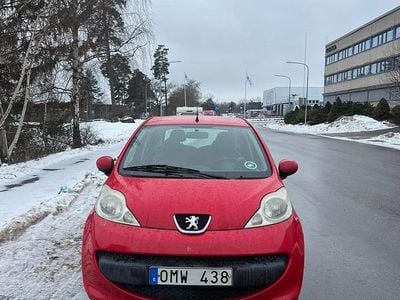 Begagnad Peugeot 107 68 HK (50 kW) 2008 Halvkombi
