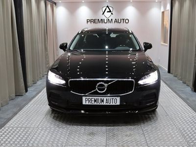 Svart Begagnad 2017 Volvo V90 Momentum Kombi | 234 900 kr (Marknadspris)