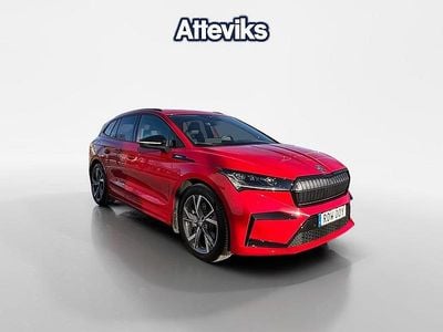 Begagnad Skoda Enyaq iV SportLine 194 kW (265 HK) 2023 Röd SUV