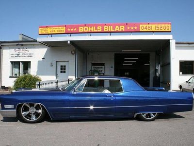 Blå Begagnad 1967 Cadillac Coupé DeVille Sportkupé | 235 000 kr