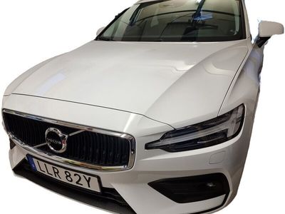 begagnad Volvo V60 D3 Momentum, B-Kamera, Drag, GPS, Keyless Go Se utr