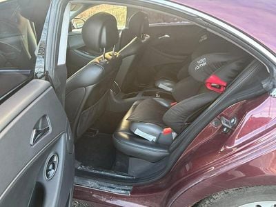 Röd Begagnad 2006 Mercedes CLS350 Sportkupé | 51 000 kr (Superpris)