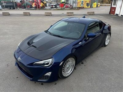 Blå Begagnad 2013 Toyota GT86 GT Sportkupé | 170 000 kr