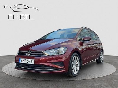 Mörkröd (röd) Begagnad 2018 VW Golf VII Halvkombi | 164 900 kr (Marknadspris)