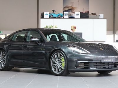 Porsche Panamera 4