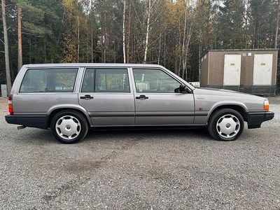 Grå Begagnad 1990 Volvo 740 Kombi | 129 000 kr