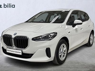 Begagnad BMW 225 Active Tourer 136 HK (100 kW) 2022 Vit Minibuss