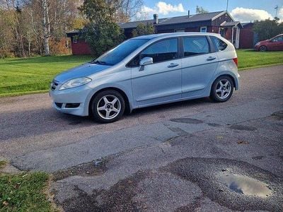 Honda FR-V