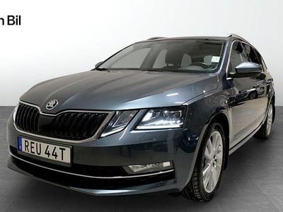 Grå Begagnad 2019 Skoda Octavia Style Kombi | 179 900 kr (Bra pris)