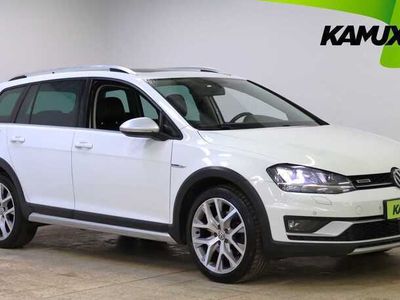 begagnad VW Golf VII 2.0 Drag Pano B-kam D-Värm Navi Adaptfarth 4M 184hp 2016, Crossover