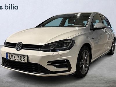 Vit Begagnad 2020 VW Golf VII R-line Halvkombi | 209 000 kr (Marknadspris)