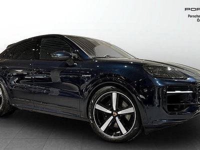 Blå Begagnad 2024 Porsche Cayenne E-Hybrid Coupe Sportkupé | 1 255 000 kr