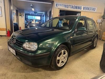 Mörkgrön (grönmetallic) Begagnad 2000 VW Golf IV Comfortline Halvkombi | 98 422 kr