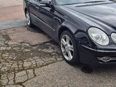 Mercedes E200