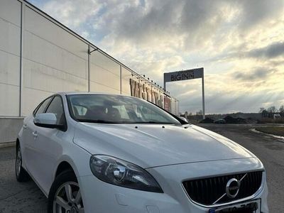 begagnad Volvo V40 D2 Kinetic Euro 6