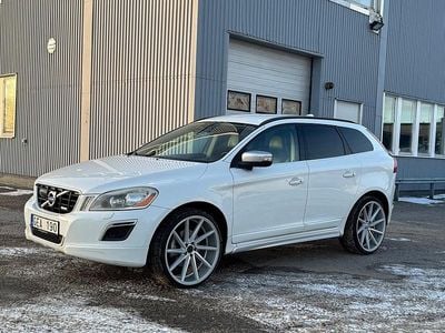 Vit Begagnad 2010 Volvo XC60 R-Design SUV | 89 000 kr (Marknadspris)