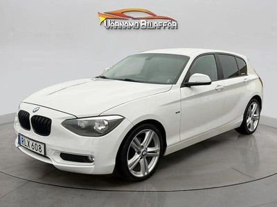 Begagnad BMW 118 Urban Line 143 HK (105 kW) 2013 Vit Halvkombi