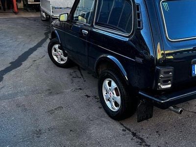 Begagnad Lada niva 83 HK (61 kW) 2010 SUV