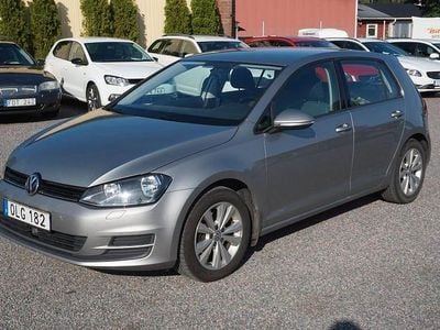 Silver Begagnad 2013 VW Golf VII Halvkombi | 89 900 kr (Marknadspris)