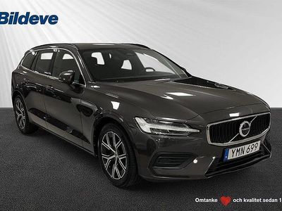 Grå Begagnad 2022 Volvo V60 Core Kombi | 309 900 kr (Marknadspris)