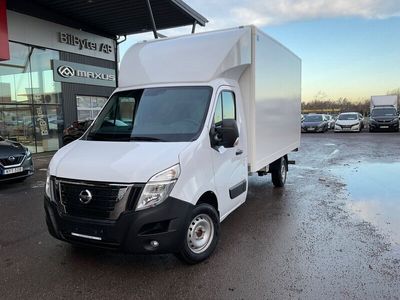 begagnad Nissan Interstar N-Connecta skåp med lift 499 900 kr ex moms