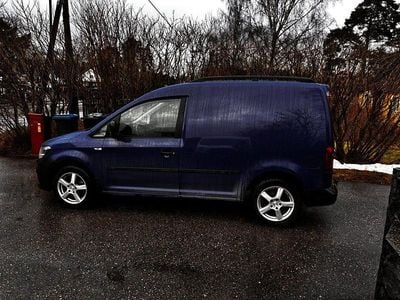 Begagnad VW Caddy 102 HK (75 kW) 2016 Minibuss