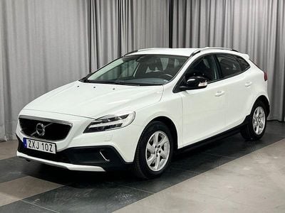 Vit Begagnad 2019 Volvo V40 CC Kinetic Kombi | 189 900 kr (Marknadspris)