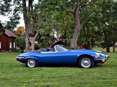 Begagnad Jaguar E-Type 1974 Cab