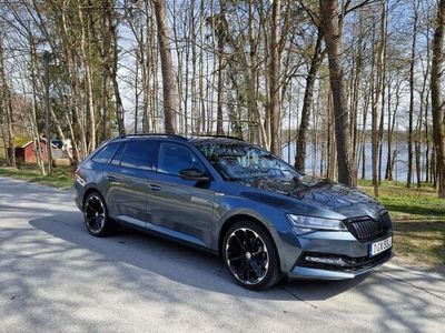 begagnad Skoda Superb iV 218hk SportLine Cockpit 360° Panorama PHEV