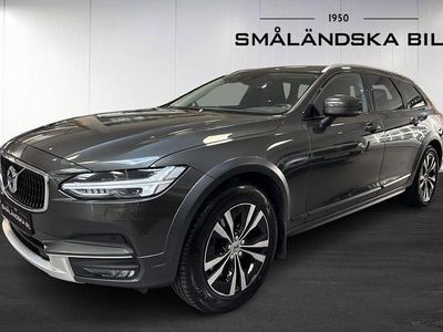 Grå Begagnad 2019 Volvo V90 CC Momentum Kombi | 234 000 kr